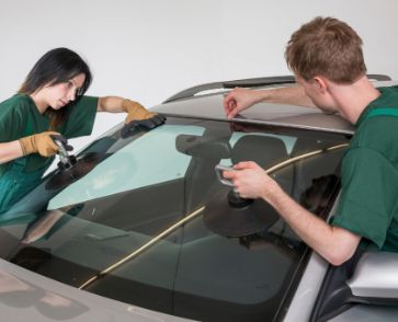 Car Windscreen Replacment Dubai